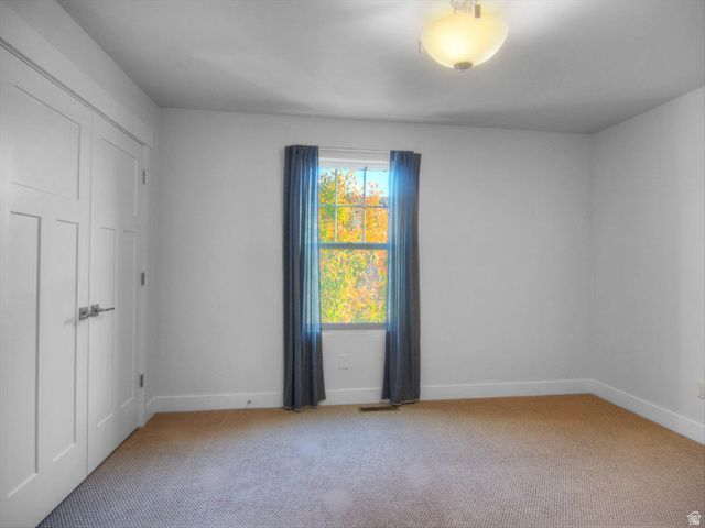 10328 S YELLOW KNIFE WAY, South Jordan, UT 84009