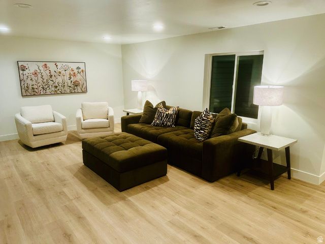 10328 S YELLOW KNIFE WAY, South Jordan, UT 84009