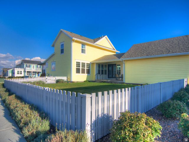 10328 S YELLOW KNIFE WAY, South Jordan, UT 84009