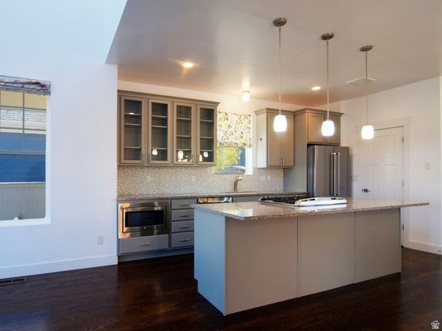 10328 S YELLOW KNIFE WAY, South Jordan, UT 84009