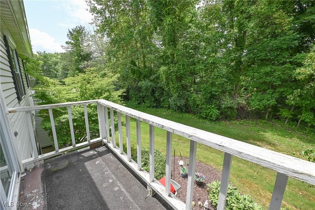 17672 Eastbrook Trail, Chagrin Falls, OH 44023