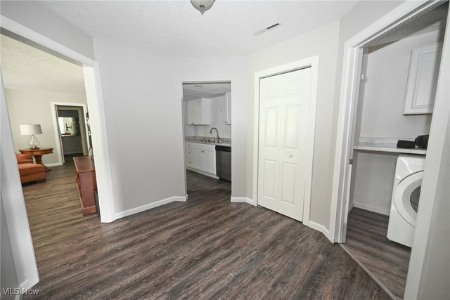 17672 Eastbrook Trail, Chagrin Falls, OH 44023