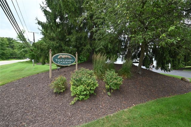 17672 Eastbrook Trail, Chagrin Falls, OH 44023