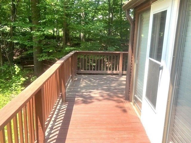 871 Pleasant St, Leominster, MA 01453