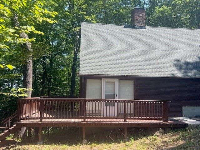871 Pleasant St, Leominster, MA 01453