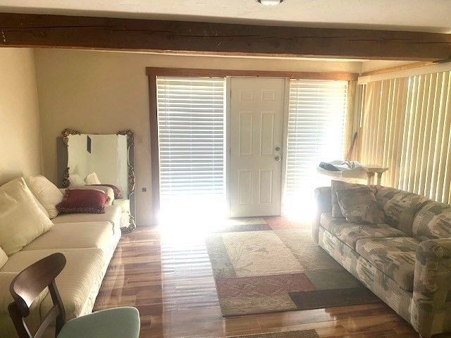 871 Pleasant St, Leominster, MA 01453