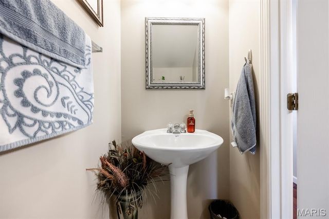 2058 Celebration Park Circle, Belleville, IL 62220