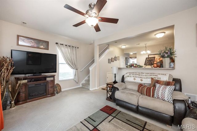 2058 Celebration Park Circle, Belleville, IL 62220