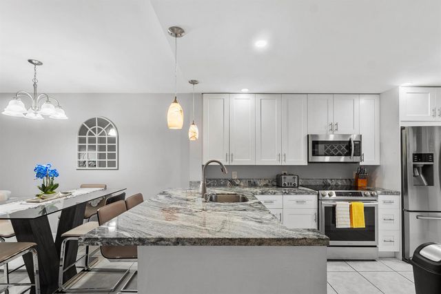 2350 NE 14th St Causeway 209, Pompano Beach, FL 33062
