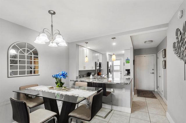 2350 NE 14th St Causeway 209, Pompano Beach, FL 33062