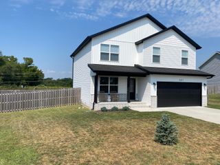 507 N Pine Leaf Road, Nixa, MO 65714