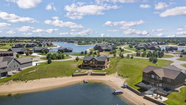 N8605 N Log Cabin Court, New Lisbon, WI 53950