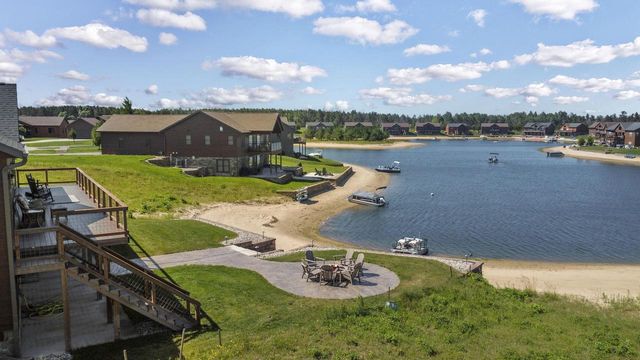 N8605 N Log Cabin Court, New Lisbon, WI 53950