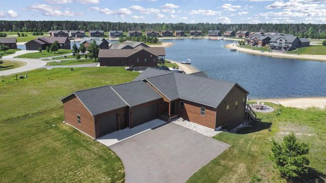 N8605 N Log Cabin Court, New Lisbon, WI 53950