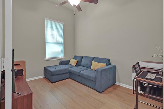 8406 Hunters Cliff Drive, Baytown, TX 77521