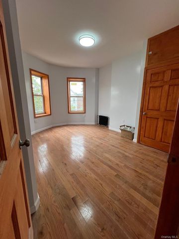 2265 Chatterton Avenue 2, Bronx, NY 10472