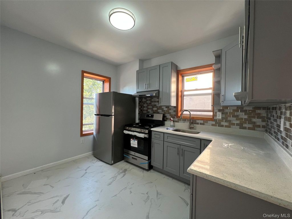 2265 Chatterton Avenue 2, Bronx, NY 10472