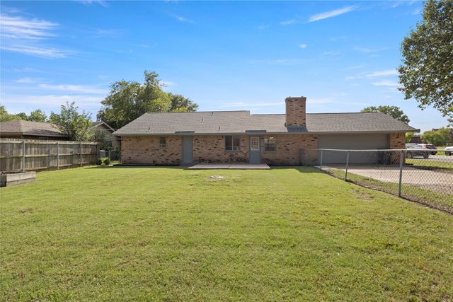790 W Jefferson Street, Van Alstyne, TX 75495