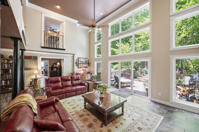 280 Pine Valley Road, Berea, KY 40403