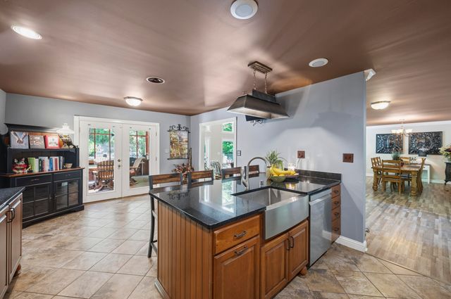 280 Pine Valley Road, Berea, KY 40403