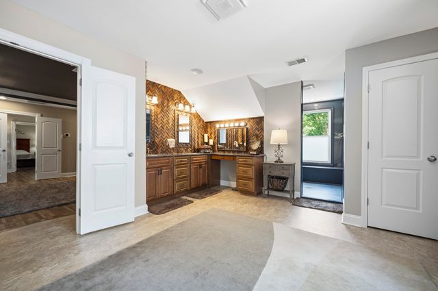 280 Pine Valley Road, Berea, KY 40403