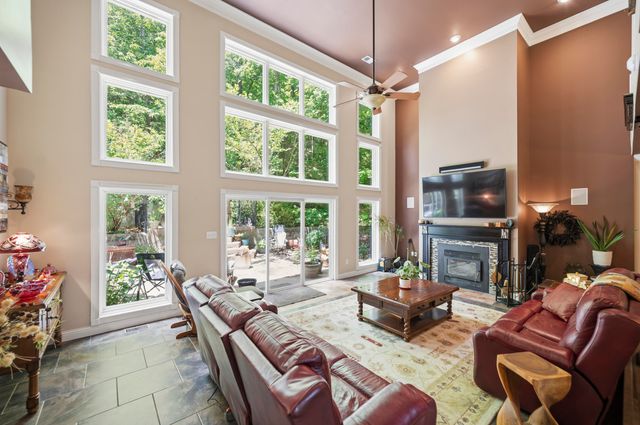 280 Pine Valley Road, Berea, KY 40403
