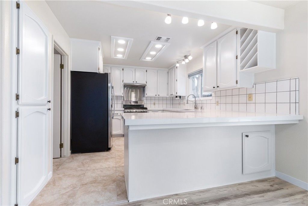 Image 12 of property listing at 1204 Sunrise Court, Paso Robles, CA 93446