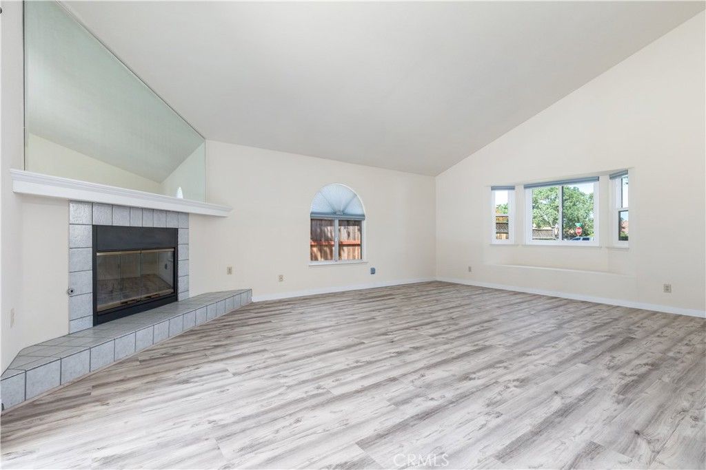 Image 9 of property listing at 1204 Sunrise Court, Paso Robles, CA 93446