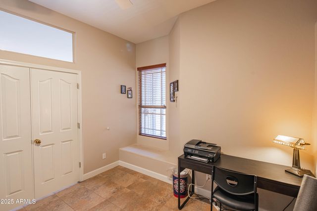 4374 E LARIAT Lane, Phoenix, AZ 85050