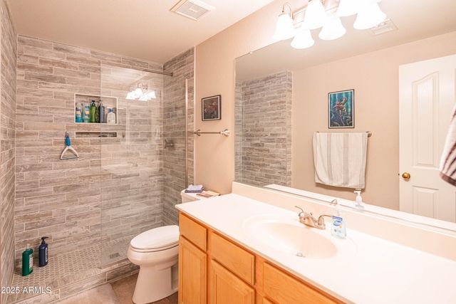 4374 E LARIAT Lane, Phoenix, AZ 85050