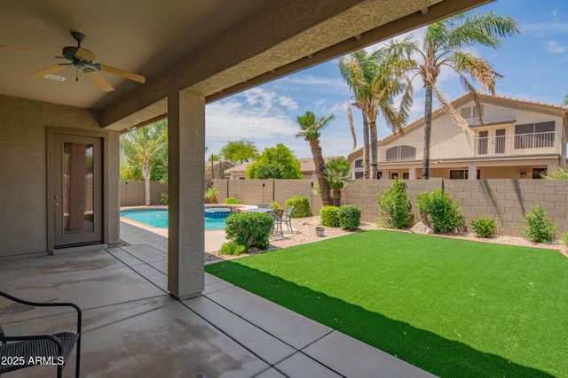 4374 E LARIAT Lane, Phoenix, AZ 85050