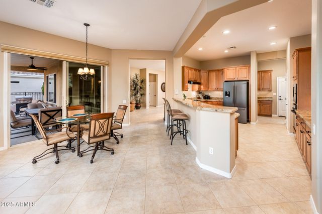 22813 N DEL MONTE Drive, Sun City West, AZ 85375