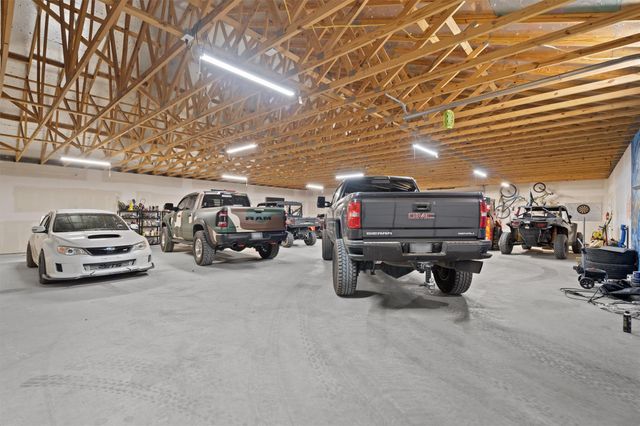 1880 E Highway 21, Paige, TX 78659