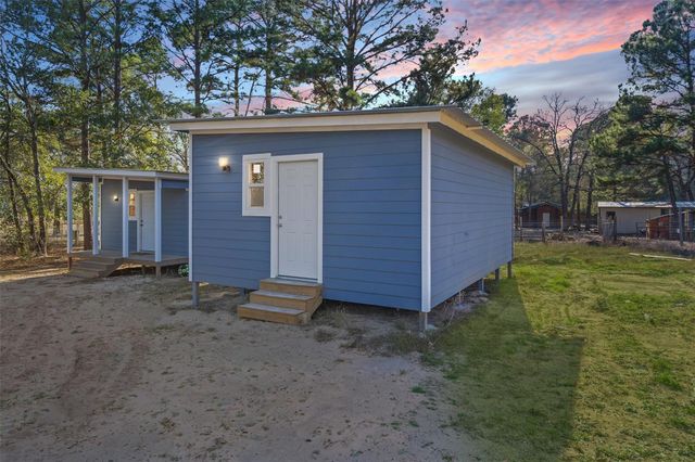 1880 E Highway 21, Paige, TX 78659