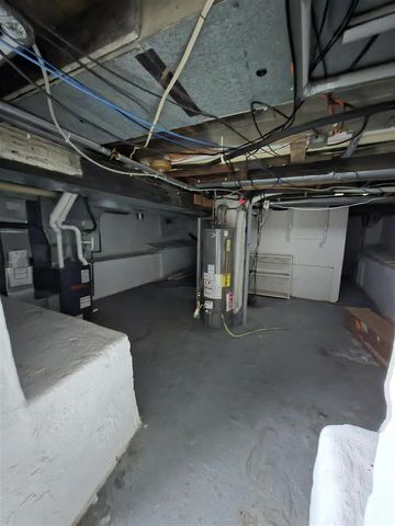 1320 Nazareth Road, Kalamazoo, MI 49048