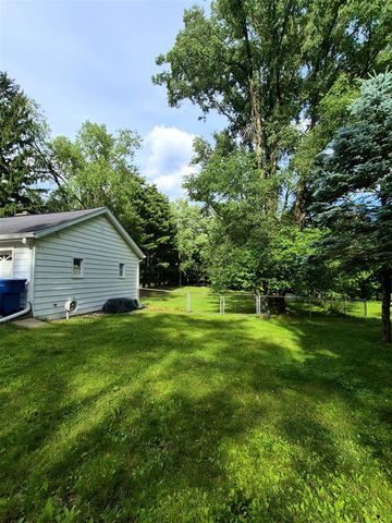 1320 Nazareth Road, Kalamazoo, MI 49048