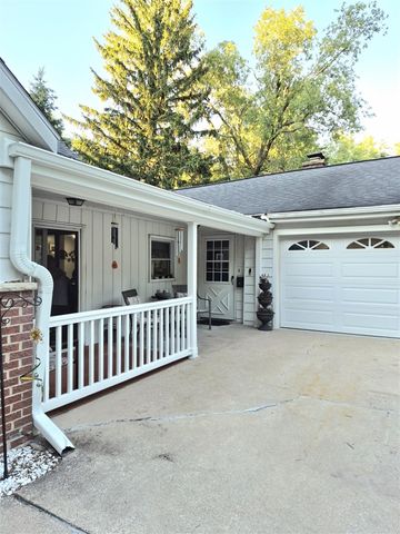 1320 Nazareth Road, Kalamazoo, MI 49048