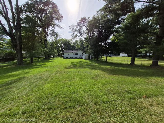 1320 Nazareth Road, Kalamazoo, MI 49048