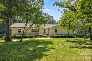 11 E Ridgeway Drive, Weaverville, NC 28787