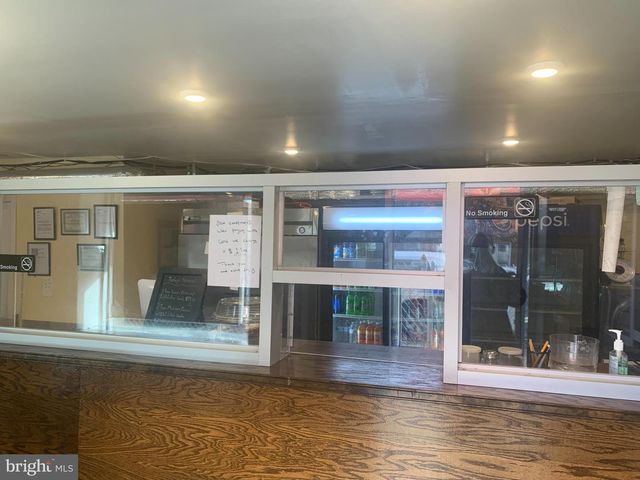 6546 DICKS AVE, Philadelphia, PA 19142