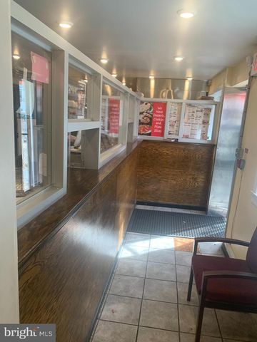 6546 DICKS AVE, Philadelphia, PA 19142