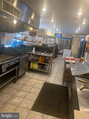 6546 DICKS AVE, Philadelphia, PA 19142