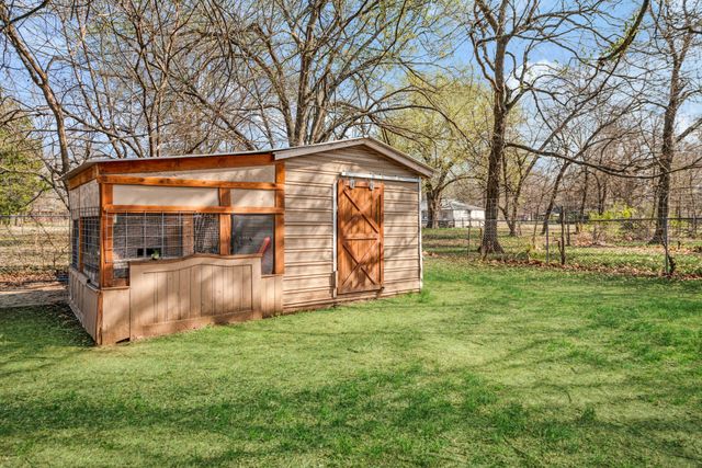 1115 SE 13th Street, Paris, TX 75460