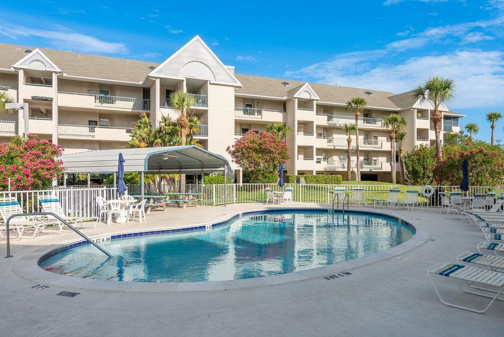 5557 SEA FOREST DRIVE 118, New Port Richey, FL 34652