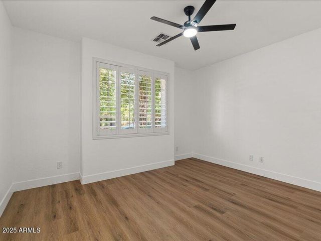 271 W ROADRUNNER Drive, Chandler, AZ 85286