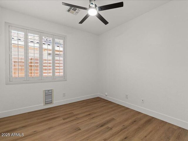 271 W ROADRUNNER Drive, Chandler, AZ 85286