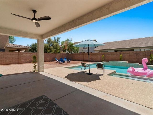 271 W ROADRUNNER Drive, Chandler, AZ 85286