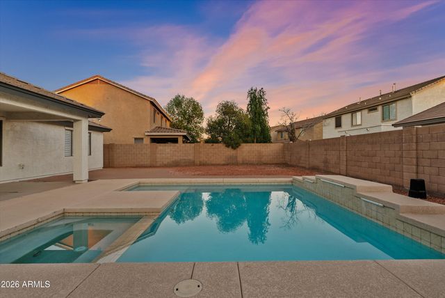 271 W ROADRUNNER Drive, Chandler, AZ 85286