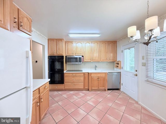2214 MUSGROVE RD, Silver Spring, MD 20904