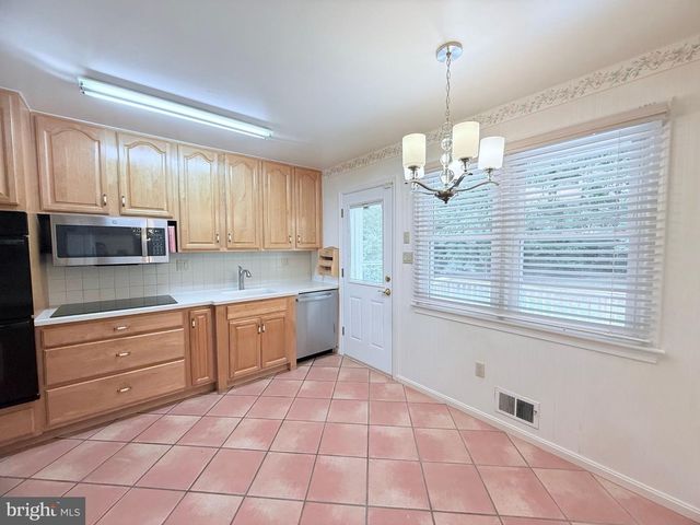 2214 MUSGROVE RD, Silver Spring, MD 20904